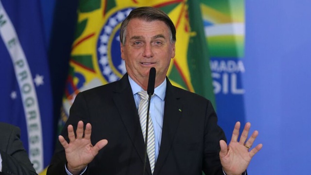 Exército entrega 6 armas de Bolsonaro à PF; 2 não localizadas