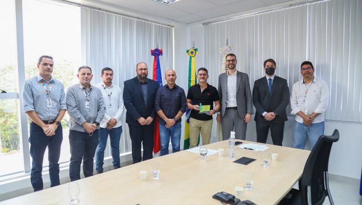 Prefeito David Almeida e Banco do Brasil alinham projetos de infraestrutura em Manaus
