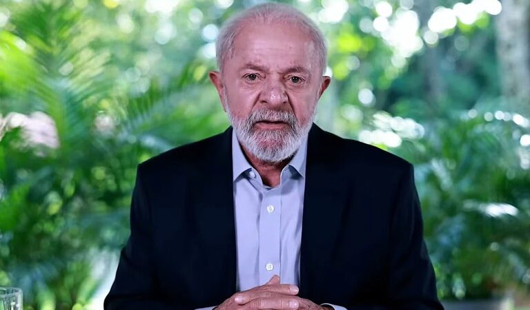 Lula parabeniza primeiro-ministro do Canadá por vitória nas eleições