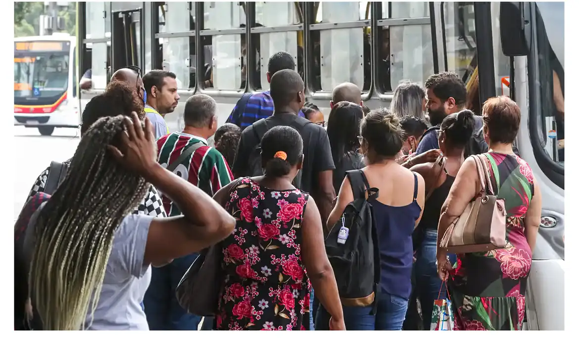Desemprego de 7% no 1º tri é o menor já registrado para o período