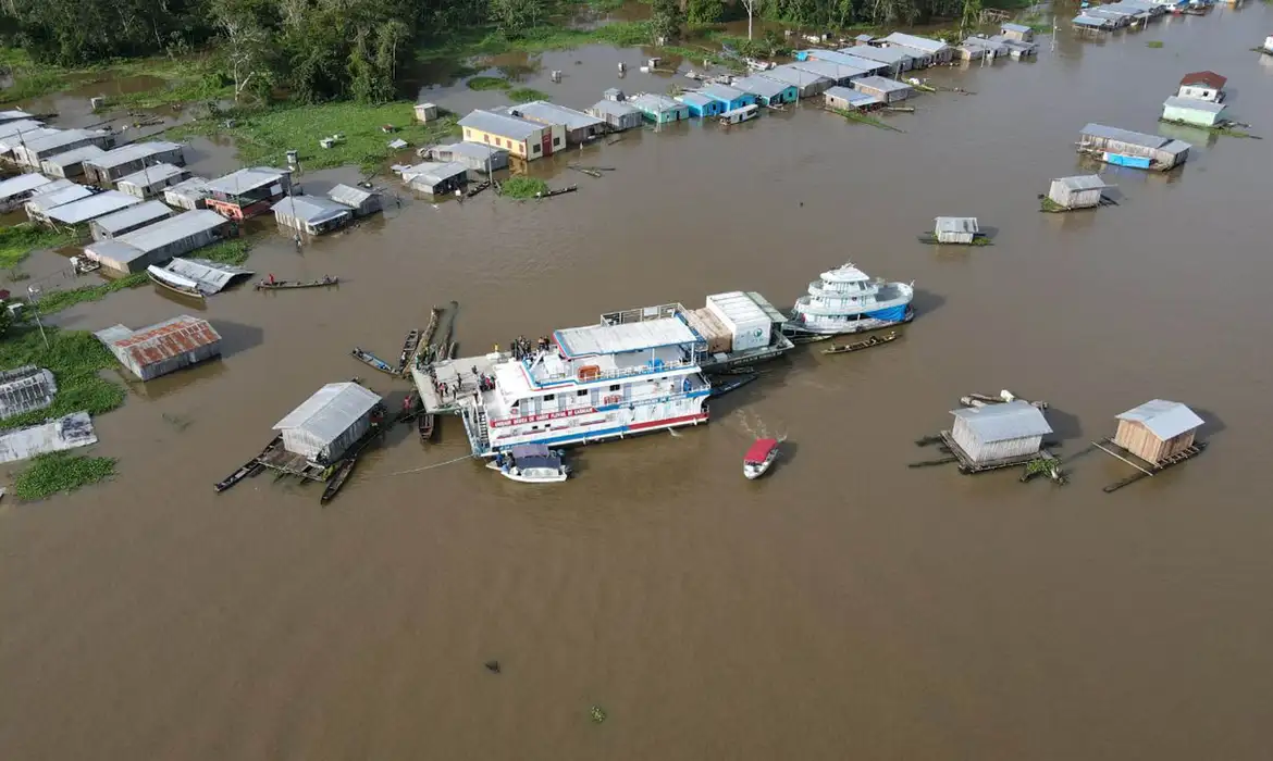 Cheia no AM não deve superar recordes em Manaus e mais três cidades, diz SGB