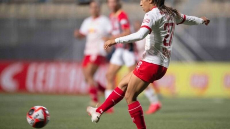 Jogadora do Bragantino denuncia machismo da arbitragem no Paulistão Feminino