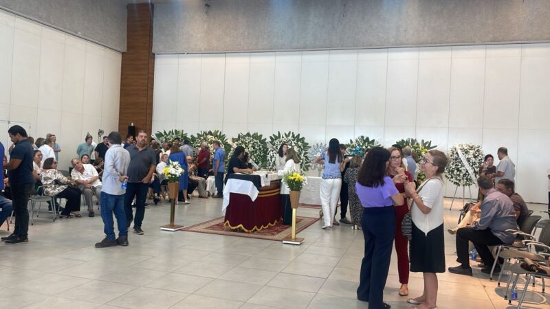 Manaus se despede de Carlos Braga, pai do senador Eduardo Braga