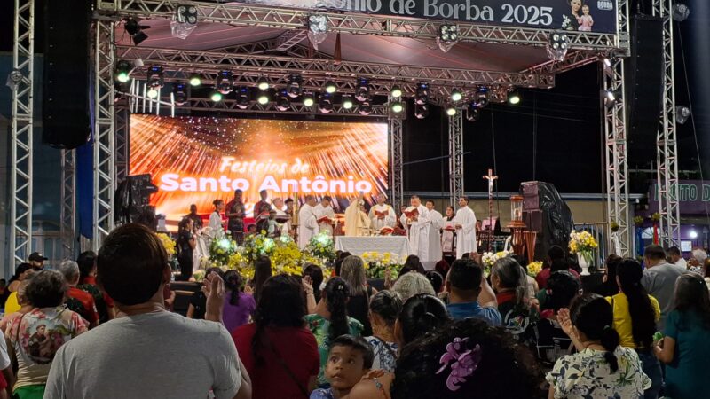 Tradição e Devoção: Festejos de Santo Antônio reúnem centenas de devotos em Borba, no AM