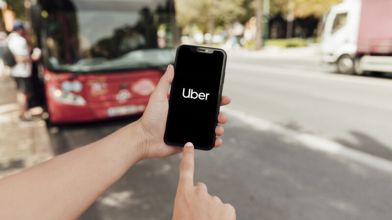 Ar‑condicionado passa a ser obrigatório em viagens pela Uber