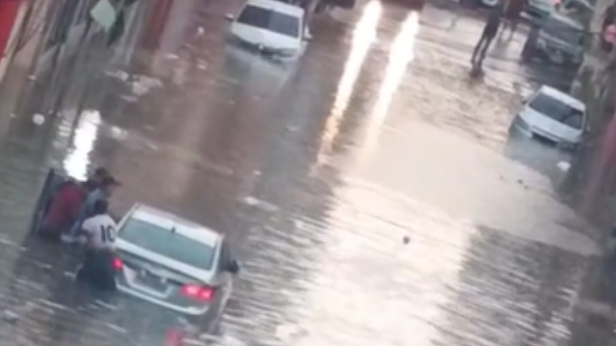 Defesa Civil de Manaus explica ausência de alerta sonoro durante forte chuva deste domingo (5)