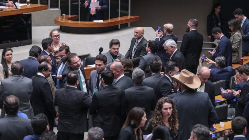 PL da Dosimetria beneficia criminosos comuns, dizem especialistas