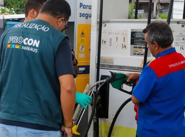 Gasolina varia entre R$ 6,99 e R$ 7,29 em Manaus, aponta levantamento