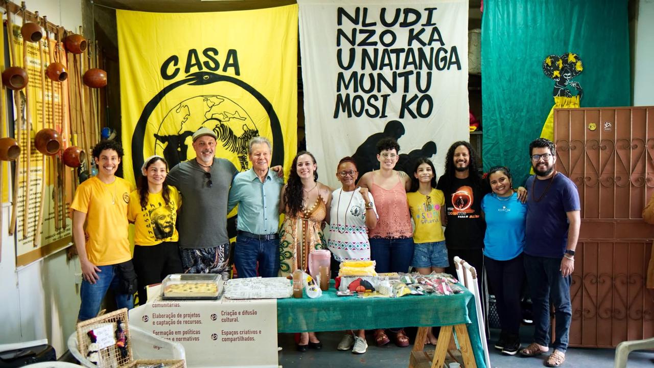 Arthur Virgílio visita Casa Angola e relembra amizade com Mestre Pastinha