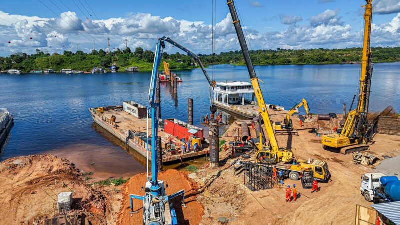Tefé avança com a concretagem das estacas de fundação da ponte