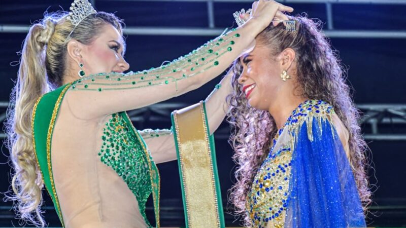 Luana Oliveira é coroada Miss Tefé 2026 durante celebração dos 171 anos do município