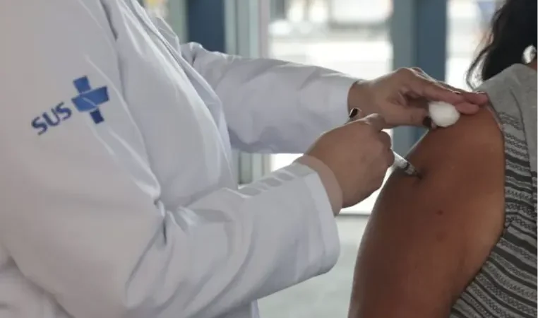 Vacina em gestantes reduz pela metade casos graves de bronquiolite em bebês