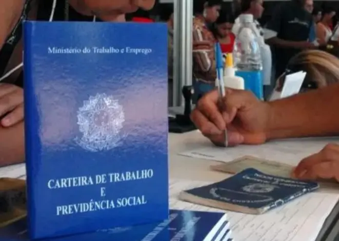 Trabalhadores começam a receber o sexto lote do Abono Salarial; confira calendário