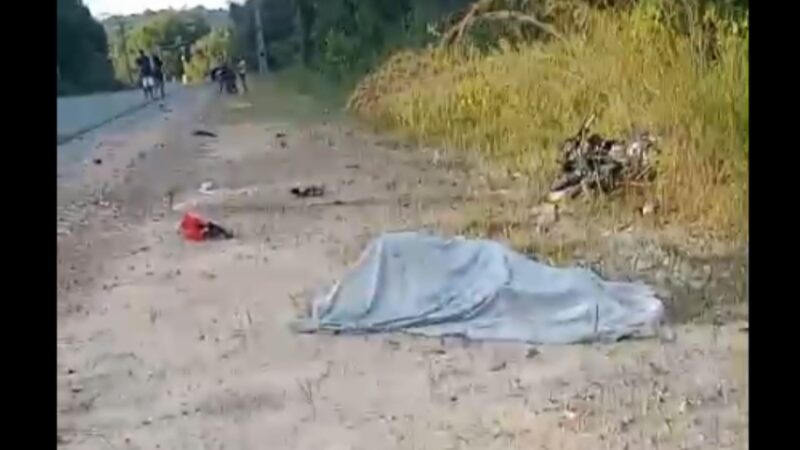 VÍDEO: Batida entre carro e moto deixa um morto e um ferido grave na AM-010