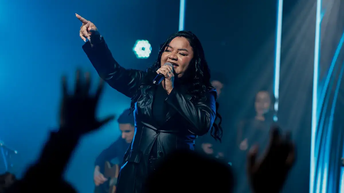 Cantora amazonense Angelina Martins lança “Caminhando com Jesus” em Manaus e celebra novo capítulo na música gospel