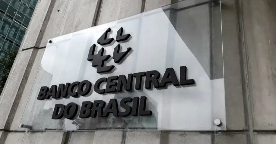 R$ 6,2 bilhões seguem esquecidos nos bancos; veja se você tem direito