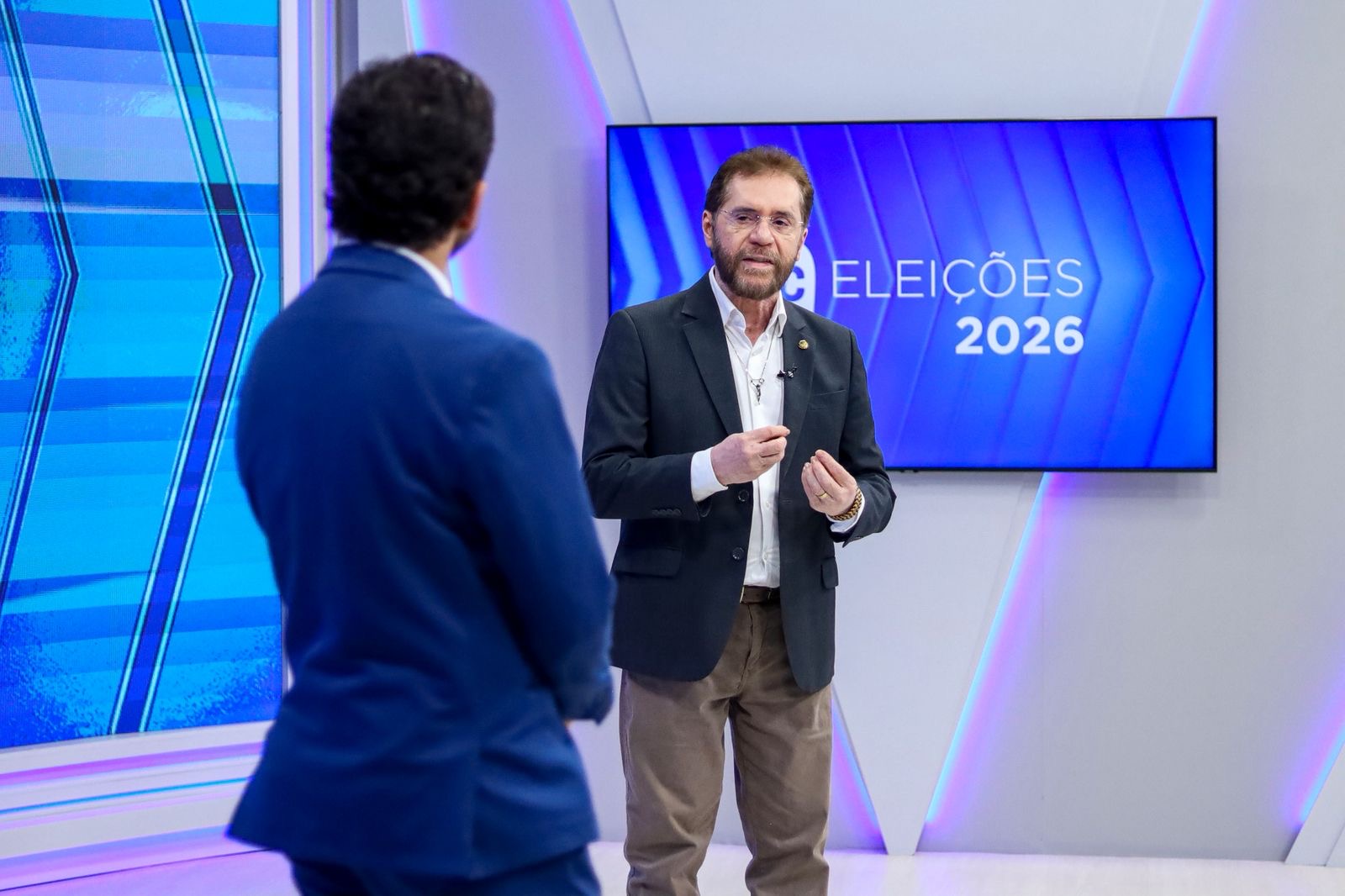 Plínio Valério rebate pesquisas e relembra vitória histórica de 2018: “Mais uma vez vamos desmentir as pesquisas”
