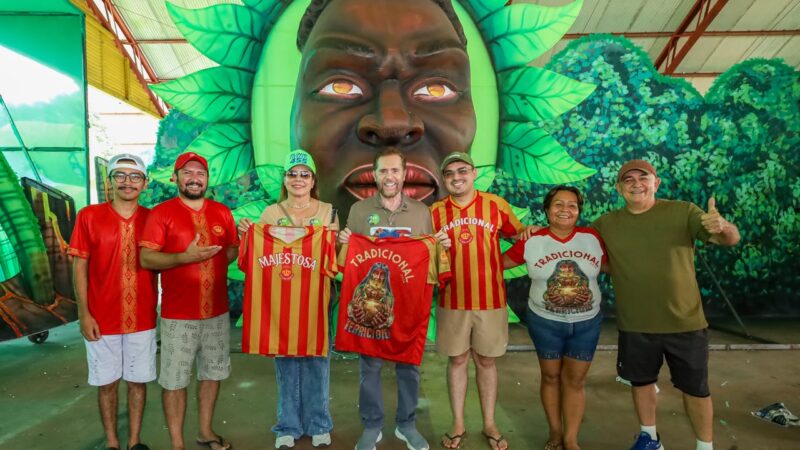 Em Manacapuru, Plínio Valério acompanha preparação das cirandas e reforça apoio ao Festival