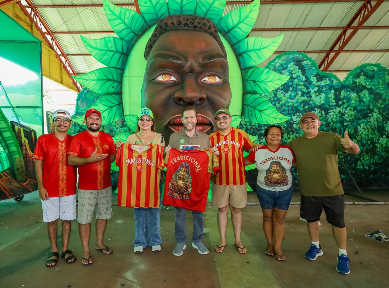 Em Manacapuru, Plínio Valério acompanha preparação das cirandas e reforça apoio ao Festival