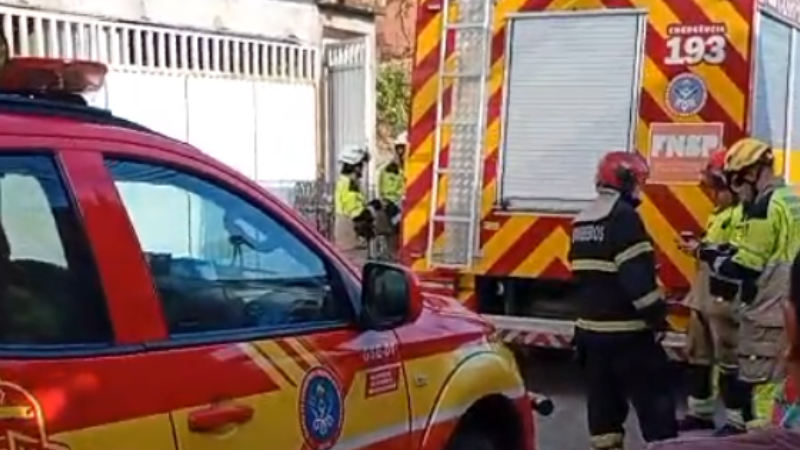 Crianças de 10 meses e 2 anos morrem carbonizadas durante incêndio dentro de kitnet na Zona Oeste de Manaus