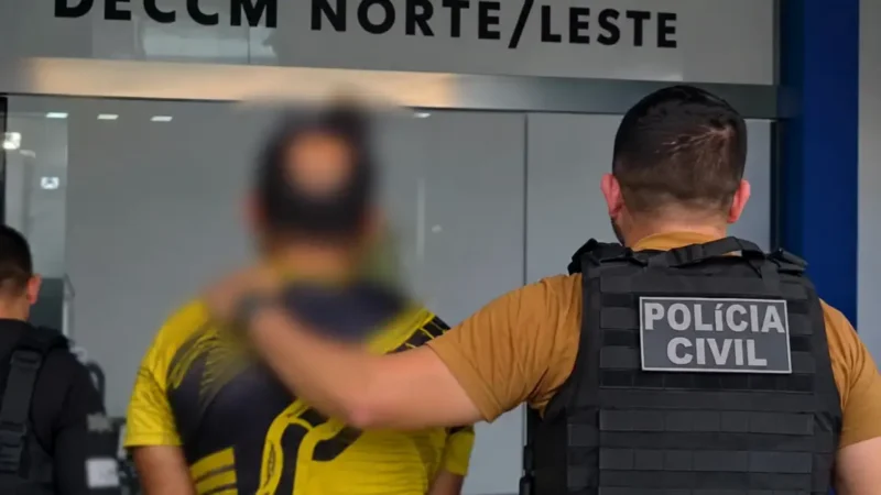 Homem tenta assassinar ex-namorada com mata-leão em Manaus e termina preso