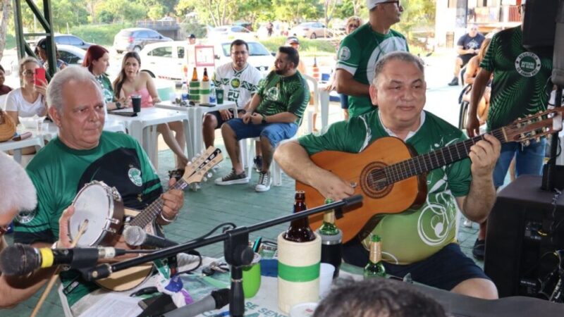 Roda de samba reúne música e resistência neste sábado