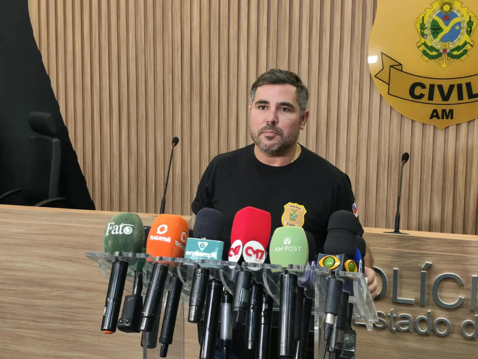 “Tentou retirar os olhos com as próprias mãos”, diz delegado sobre ataque de mulher trans contra idoso em Manaus; Veja vídeo