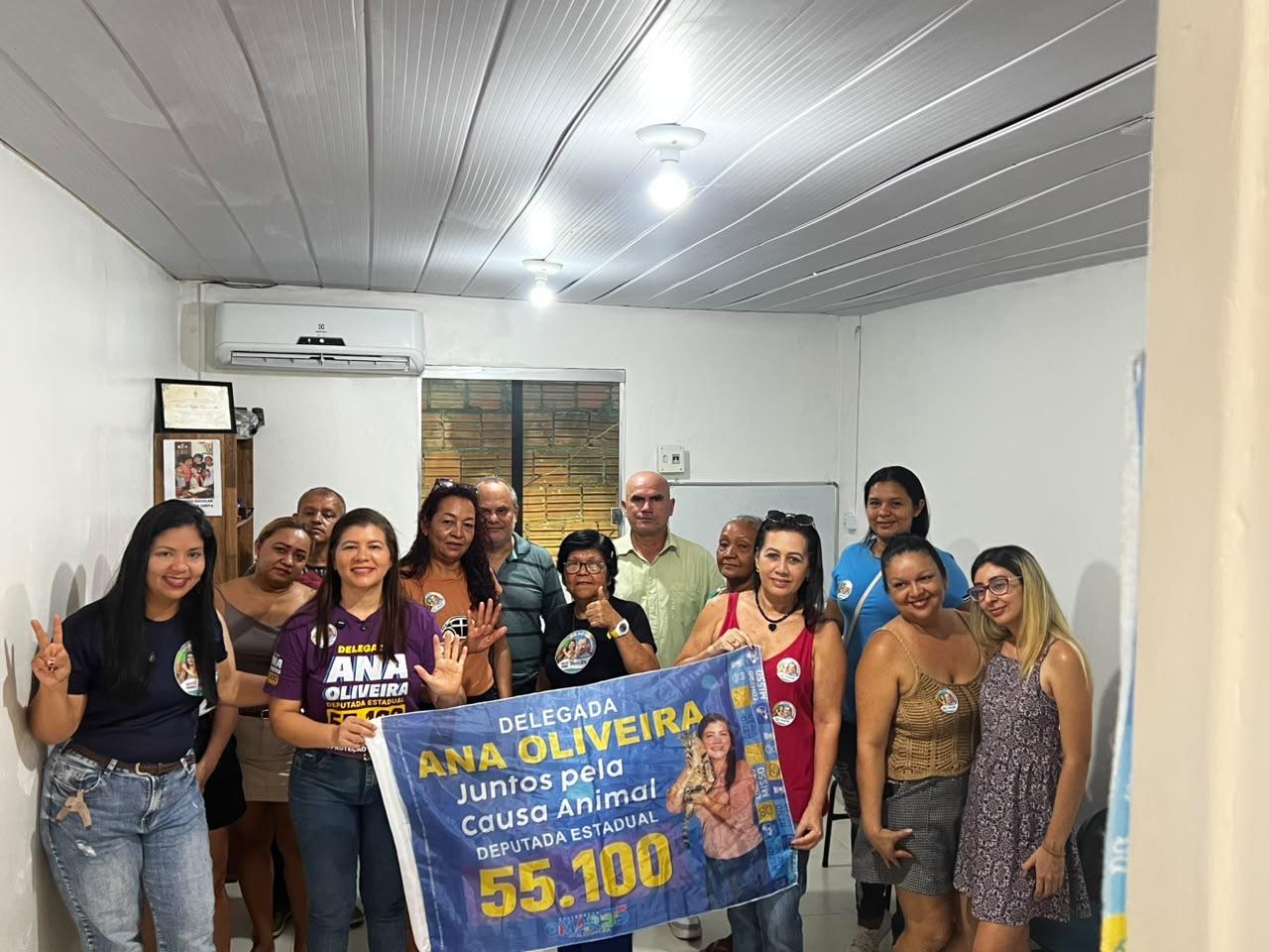 Delegada Ana Oliveira intensifica agenda na Zona Leste durante caminhada no São José e é bem recebida pela população