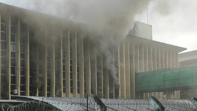 Prédio da Justiça Federal em Manaus é evacuado após princípio de incêndio; ninguém ficou ferido