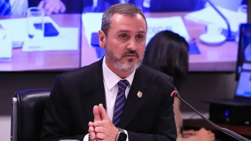URGENTE: Mendonça afasta chefe da PF e aprofunda crise entre STF e corporação